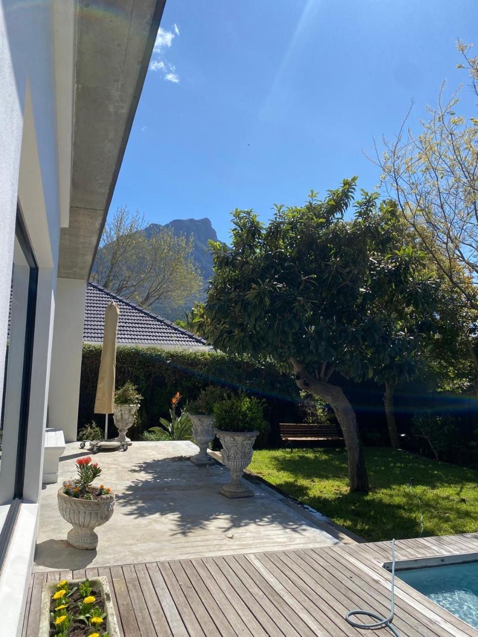 Ferienhaus Vineyard House Newlands - With Pool & Views Of Table Mountain *