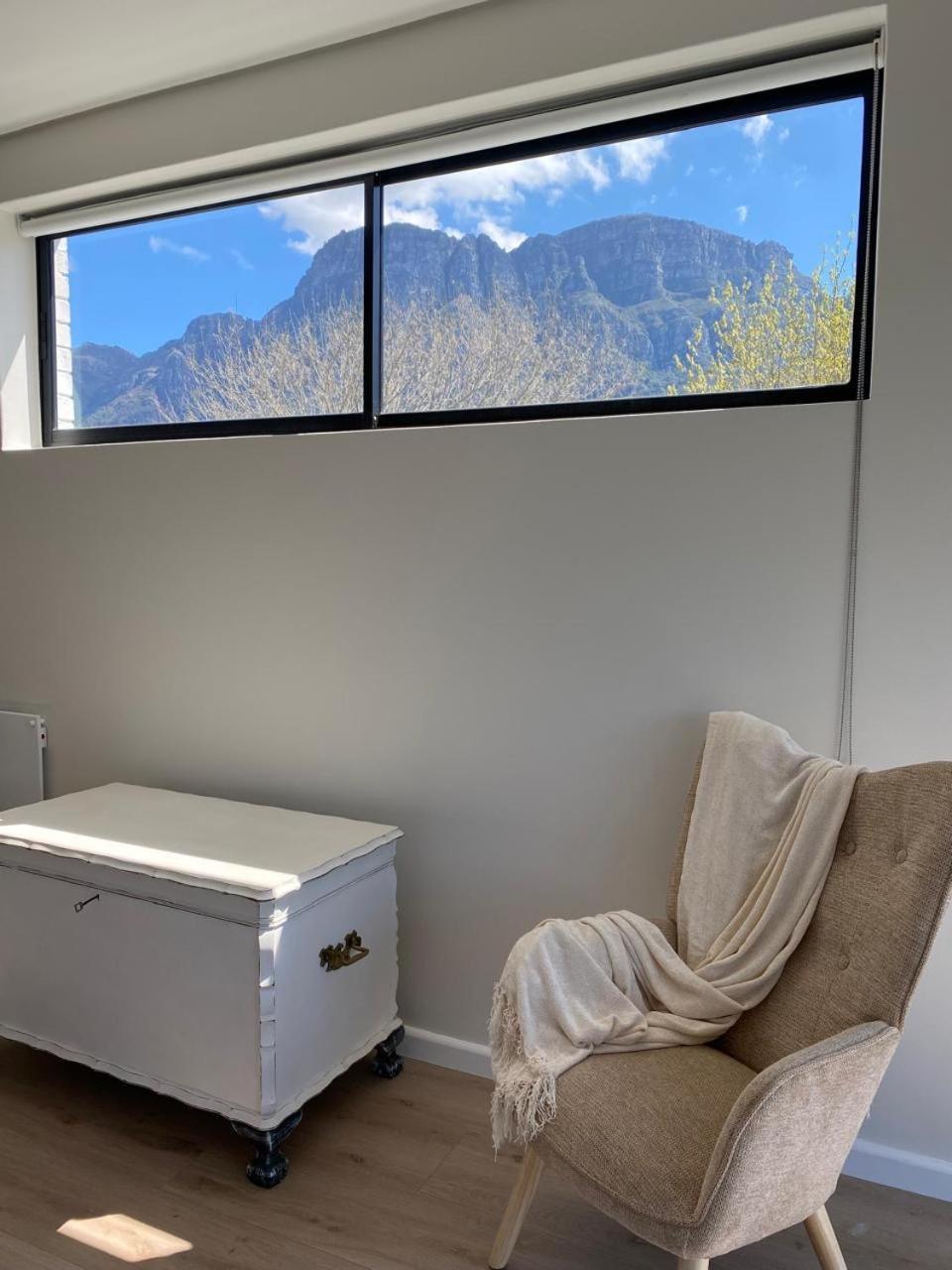 Vineyard House Newlands - With Pool & Views Of Table Mountain Kapstadt