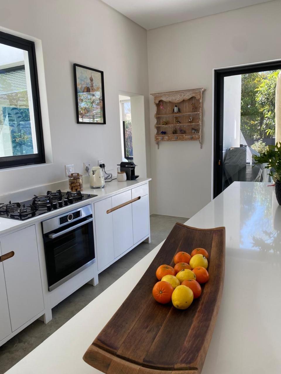 Ferienhaus Vineyard House Newlands - With Pool & Views Of Table Mountain